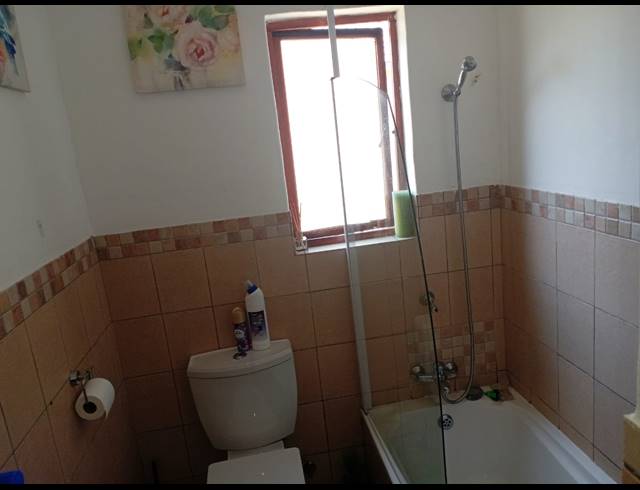 2 BEDROOM SECTIONAL TITLE FOR SALE IN NOORDRAND